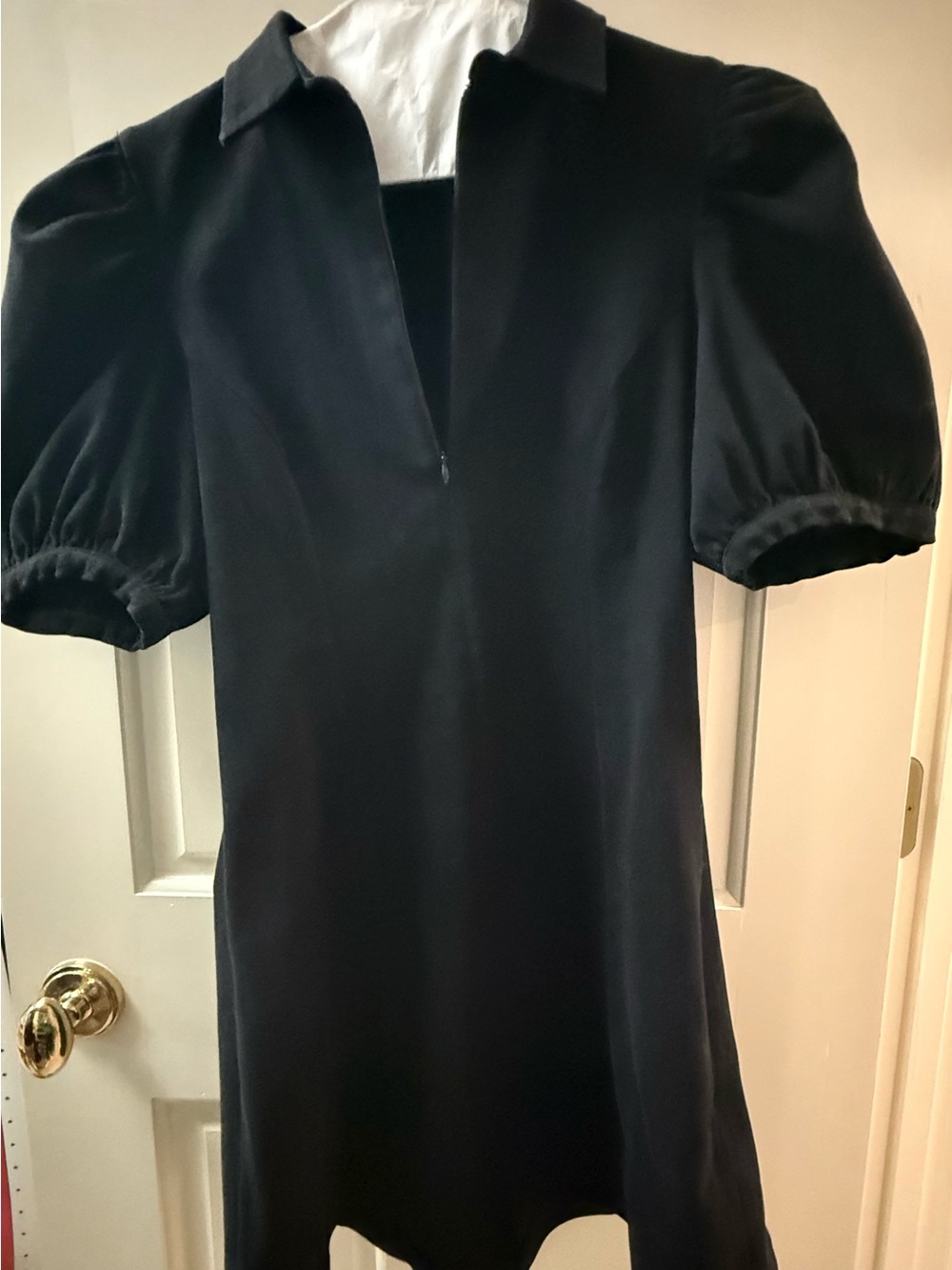 Women's Black Puff-Sleeve Collared Dress